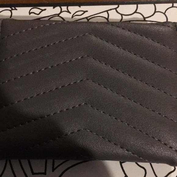 Rampage Gray Quilted vegan leather wallet - Picture 2 of 4